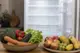 Gemüse & Obst vor Kühlschrank