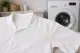Schweißflecken auf einem hellen T-Shirt